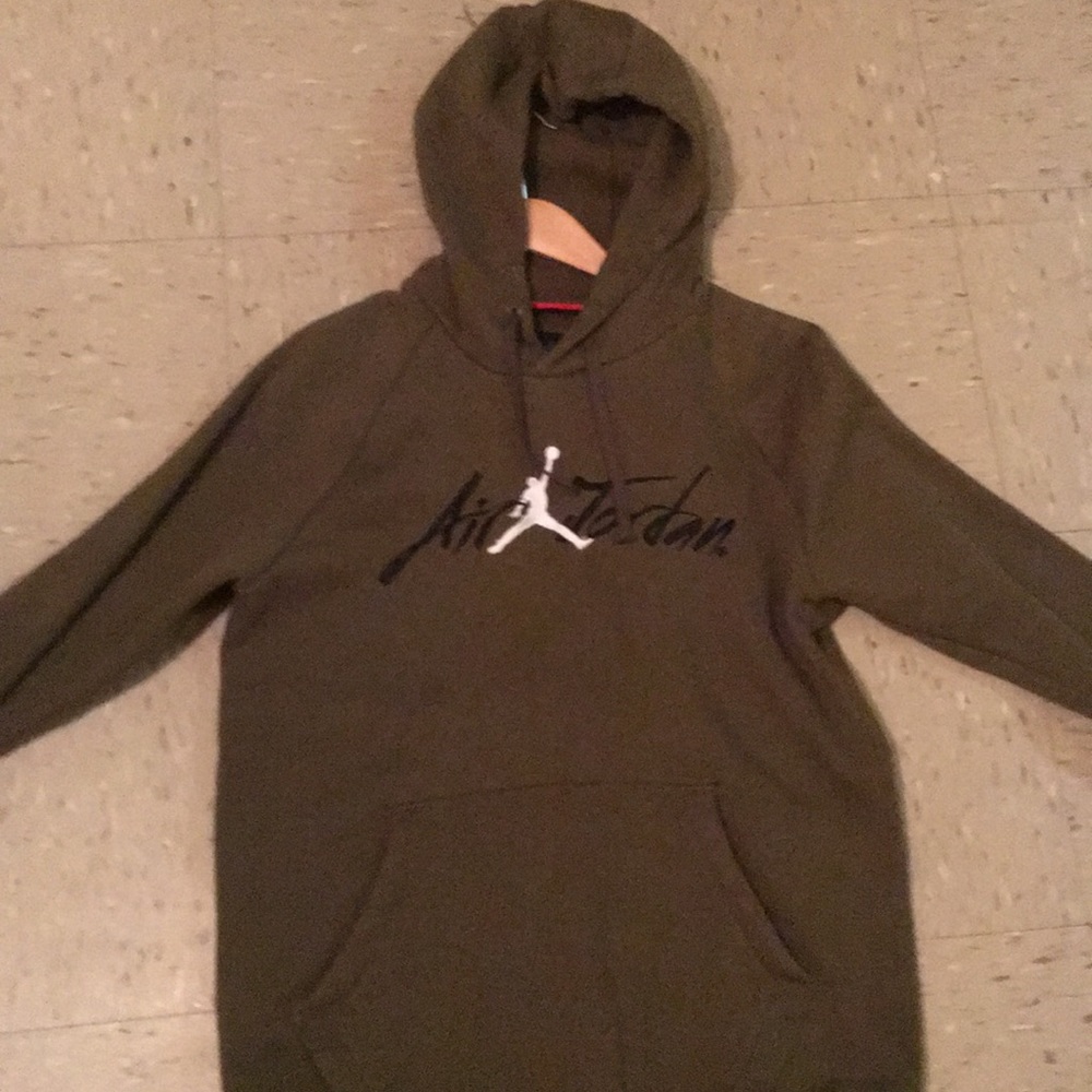 Air Jordan sweater size medium unisex no tag
